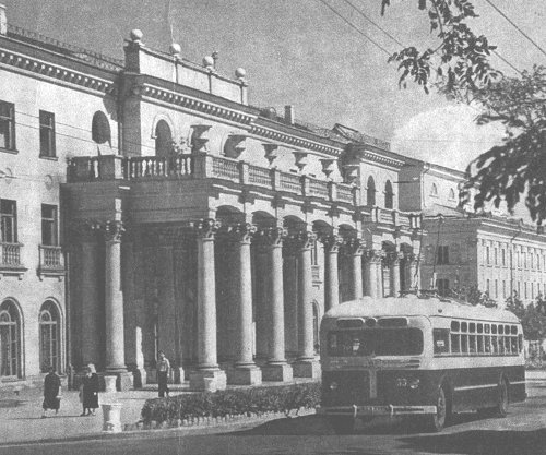 Троллейбус в Севастополе, 60-е годы